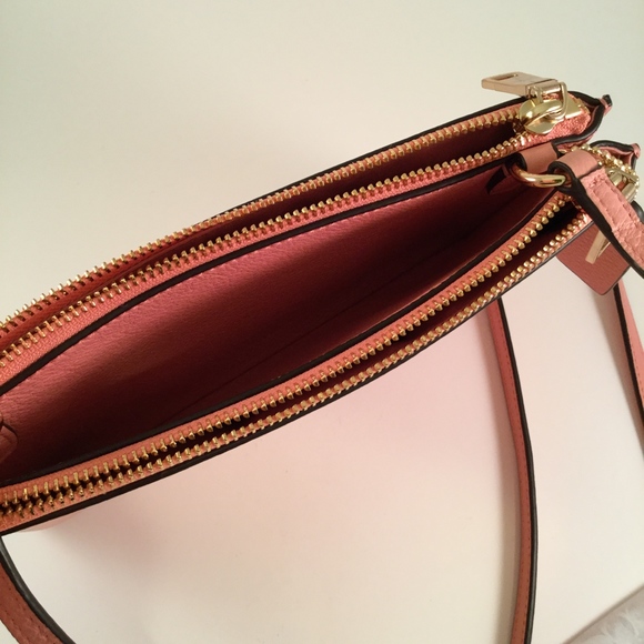 COACH NEW Blush Pink Crossbody Purse Leather - Picture 5 of 8